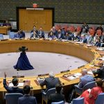 Die Ständigen Vertreter Russlands und Chinas stimmen im UN-Sicherheitsrat gegen die Teilnahme des Ständigen Vertreters der Ukraine bei einer Sitzung zur Nichtverbreitung von Waffen ab.