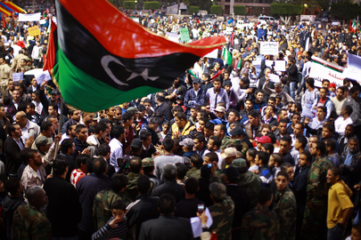Libysche Demonstranten in Tripolis im Dezember 2011
